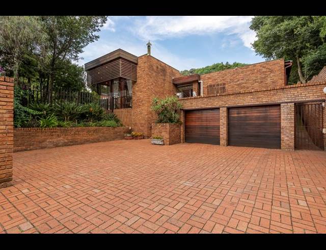 4 BEDROOM HOUSE FOR SALE IN MONDEOR